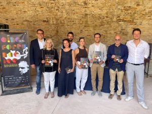 La presentazione di Cinefortunae 2024, alla presenza del Sindaco di Fano Luca Serfilippi, dell'assessore alla cultura Lucia Tarsi, dell'assessore al turismo Alberto Santoerlli, del direttore artistico della rassegna Luca Caprara e degli altri collaboratori cui si deve il successo della manifestazione